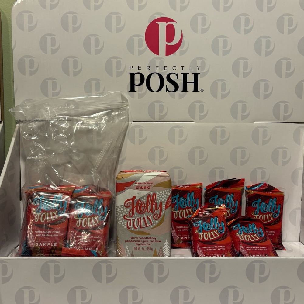 Perfectly Posh Holly Jolly Chunk Big Bath Bar LOT (18 pieces)